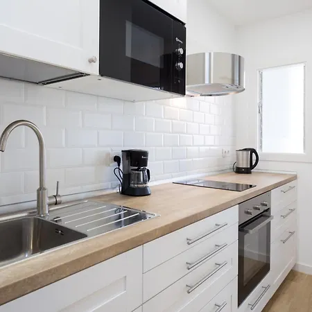 Home2book Modern Center With Terrace *