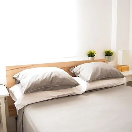 Home2book Modern Center With Terrace *