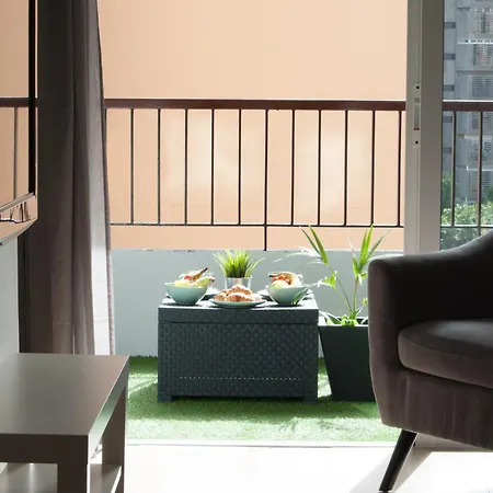 Home2book Modern Center With Terrace Lejlighed *