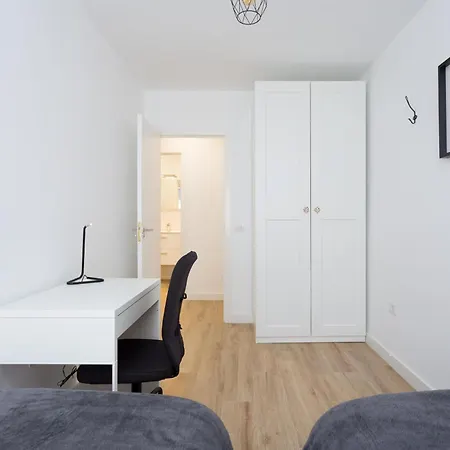 Home2book Modern Center With Terrace *