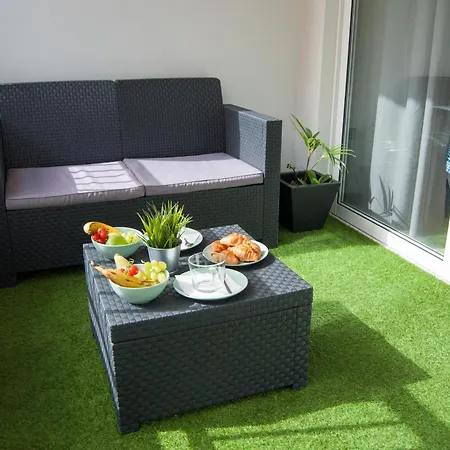 Apartment Home2book Modern Center With Terrace *