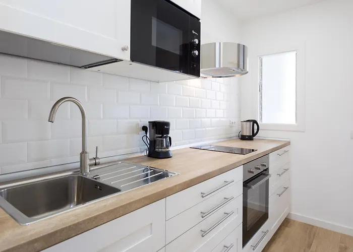 Home2book Modern Center With Terrace *